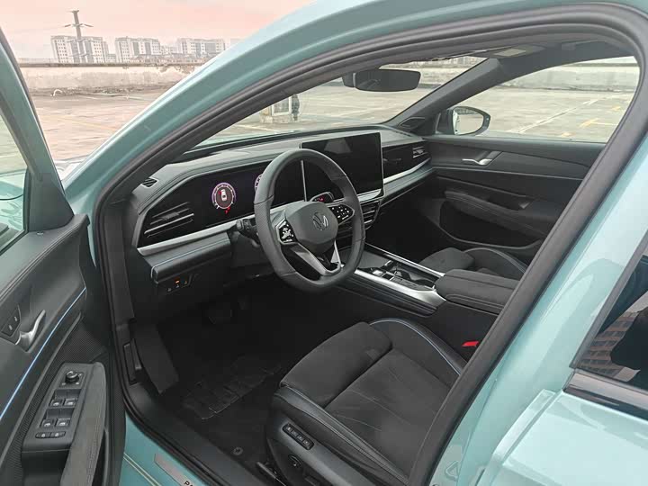 Volkswagen Passat 2025 2025款 Pro 380TSI 星空龙尊版