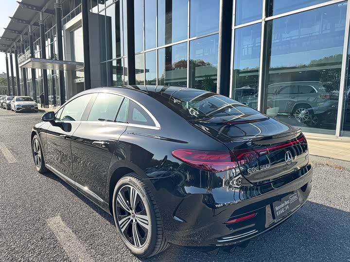 Mercedes-Benz EQE 2025 2025款 500 4MATIC 豪华版