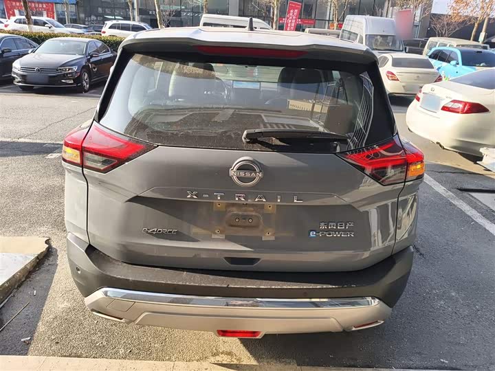 Nissan X-Trail 2023 2023款 e-POWER 超混双电机四驱豪华版