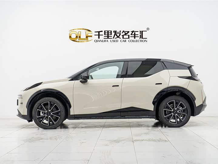 Zeekr X 2025 2025款 五座长续航版
