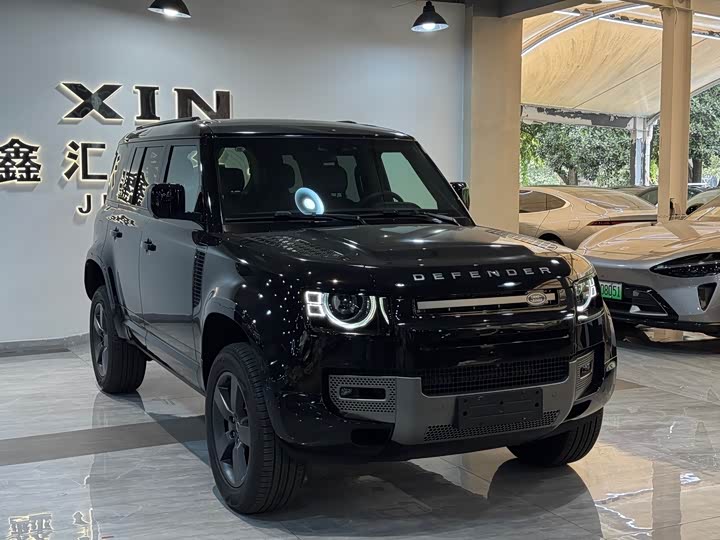 2025 Land Rover Defender