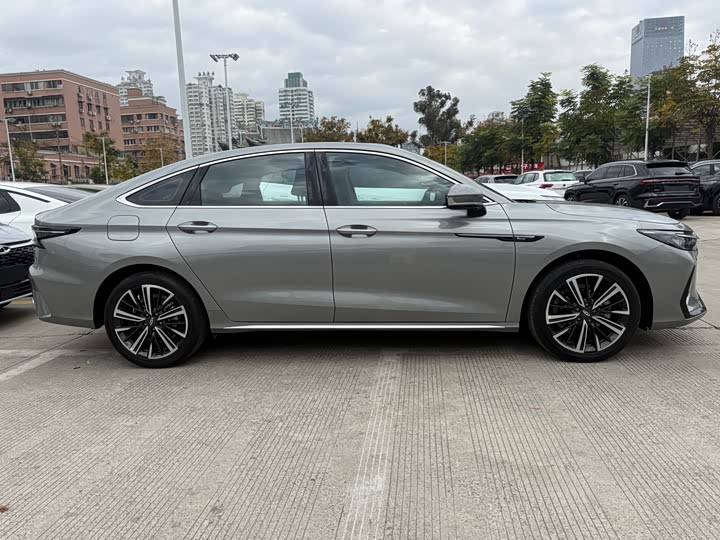 Chery Arrizo 8 2025 2025款 2.0T DCT劲