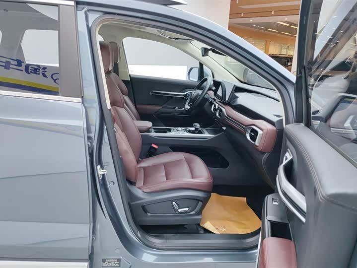 Geely Okavango 2022 2022款 1.8TD DCT旗舰型 7座