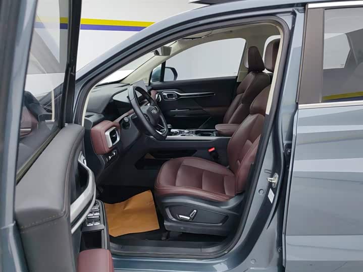 Geely Okavango 2022 2022款 1.8TD DCT旗舰型 7座