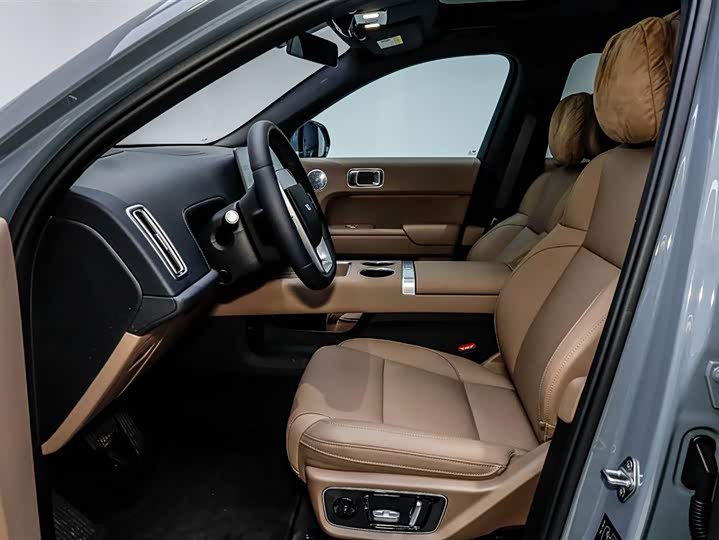 LiXiang L7 2025 2025款 Ultra 智能焕新版