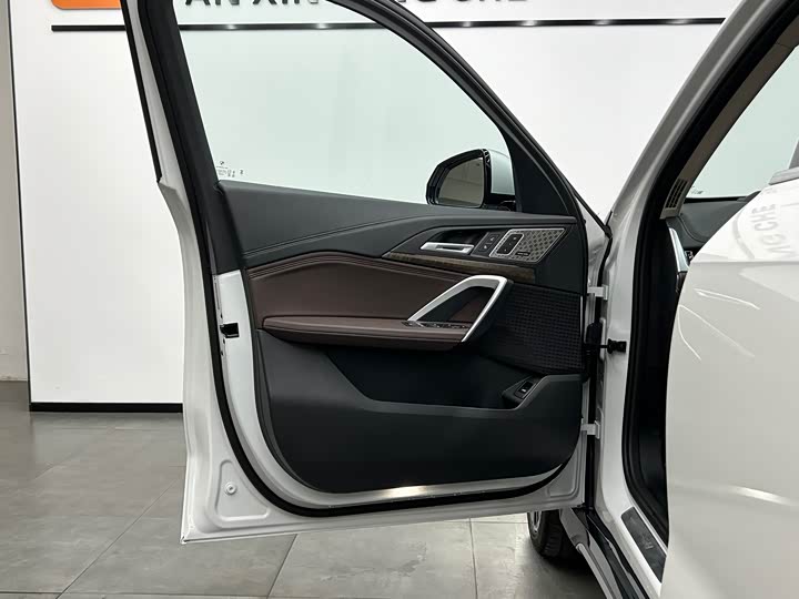 BMW X1 2024 2024款 xDrive25Li X设计套装