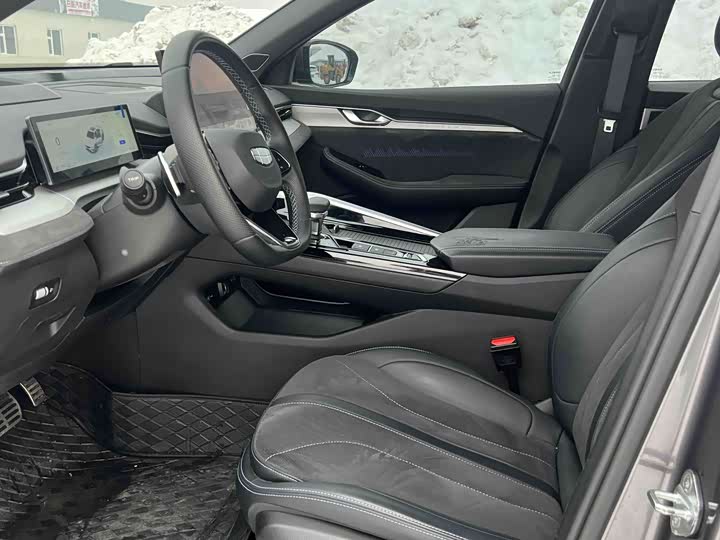 Geely Preface 2025 2025款 东方曜 2.0TD 望月版