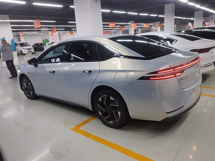 GAC Aion S Plus 2023 2023款 70 乐享版 磷酸铁锂