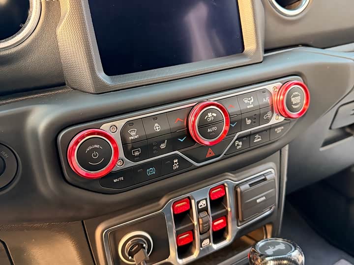 Jeep Wrangler Hybrid 2021 2021款 四门 2.0T 4xe 撒哈拉