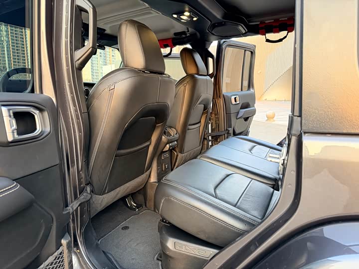 Jeep Wrangler Hybrid 2021 2021款 四门 2.0T 4xe 撒哈拉