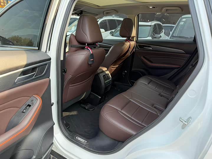 Haval F7 2021 2021款 1.5T 两驱i型