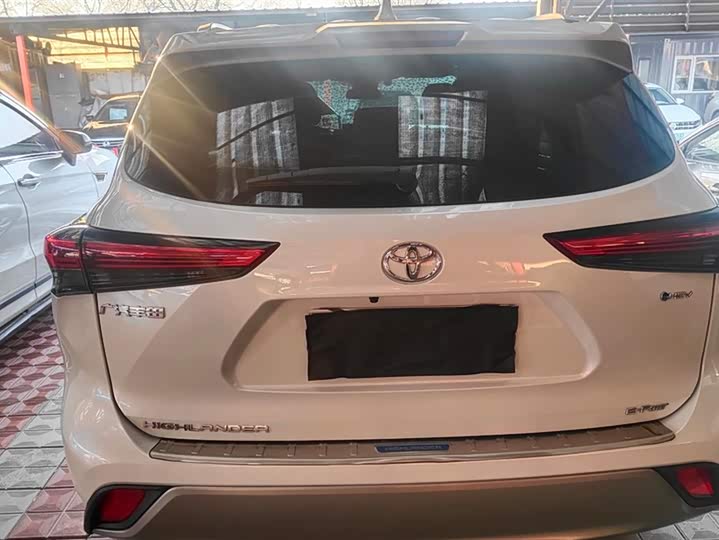 Toyota Highlander 2024 2024款 2.5L智能电混双擎四驱精英版 7座