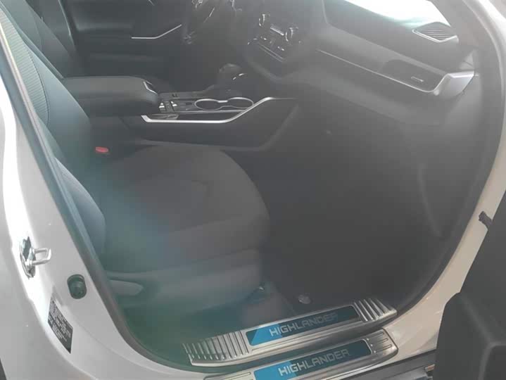 Toyota Highlander 2024 2024款 2.5L智能电混双擎四驱精英版 7座