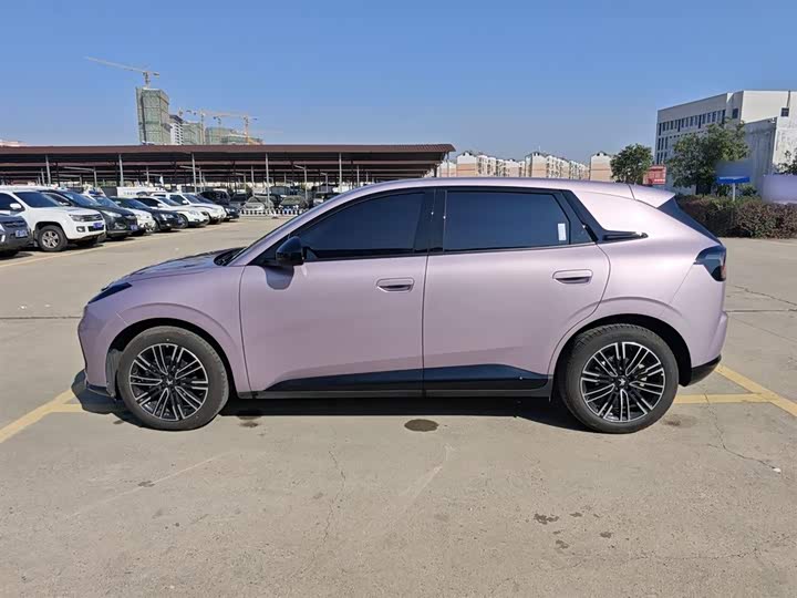 BAIC Arcfox T1 2025 2025款 425 PLUS