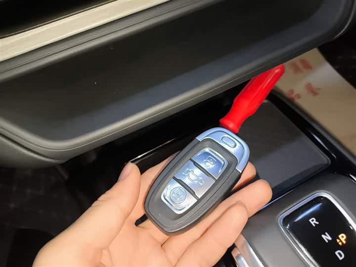 Hongqi E-QM5 2024 2024款 500km 出行版