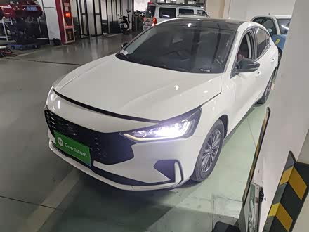 Ford Focus 2022 2022款 三厢 EcoBoost 180 自动竞速版