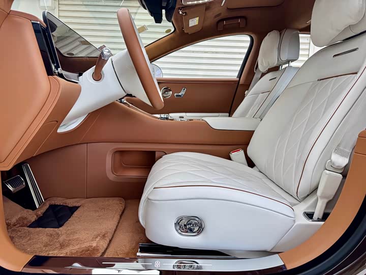 Maextro S800 2025 2025款 增程 星辉行政版 4座