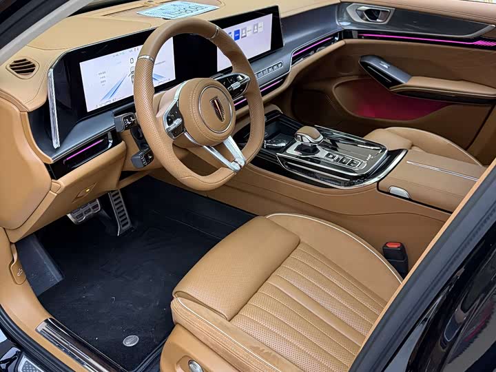 Hongqi H9 2025 2025款 2.0T 两驱旗享私享风尚版 5座