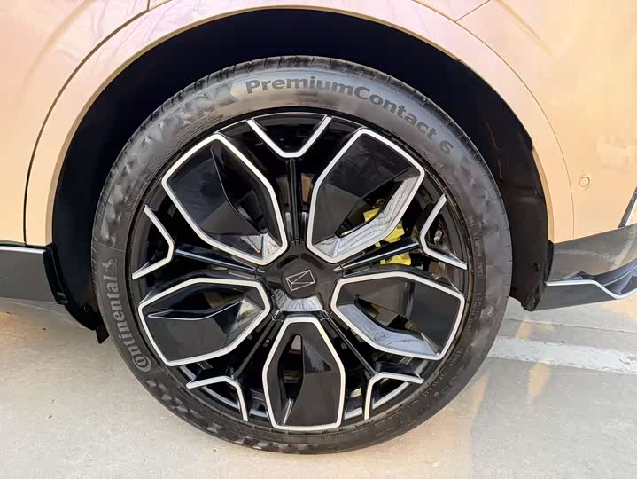 Avatr 11 2024 2024款 630 三激光后驱版