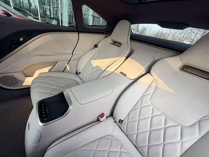 Avatr 11 2024 2024款 630 三激光后驱版