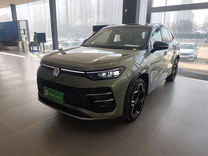 Volkswagen Tayron 2025 2025款 探岳L 380TSI 四驱豪华