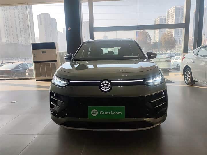 Volkswagen Tayron 2025 2025款 探岳L 380TSI 四驱豪华