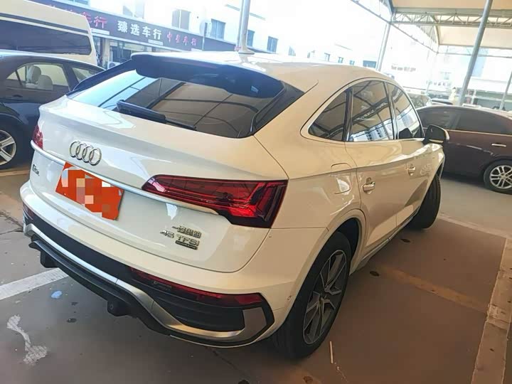 Audi Q5L Sportback 2022 2022款 45 TFSI 豪华型