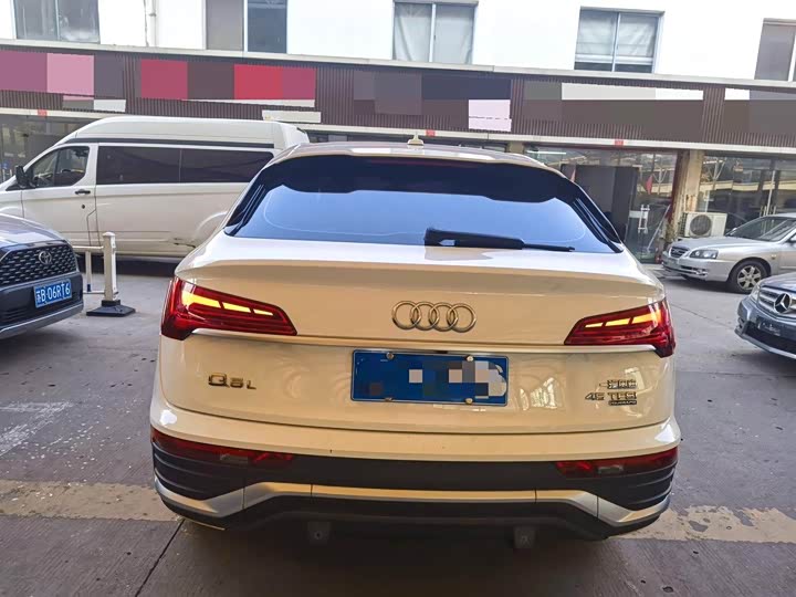 Audi Q5L Sportback 2022 2022款 45 TFSI 豪华型