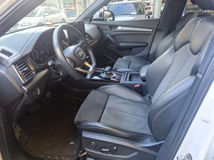 Audi Q5L Sportback 2022 2022款 45 TFSI 豪华型