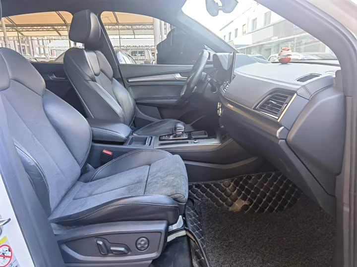 Audi Q5L Sportback 2022 2022款 45 TFSI 豪华型