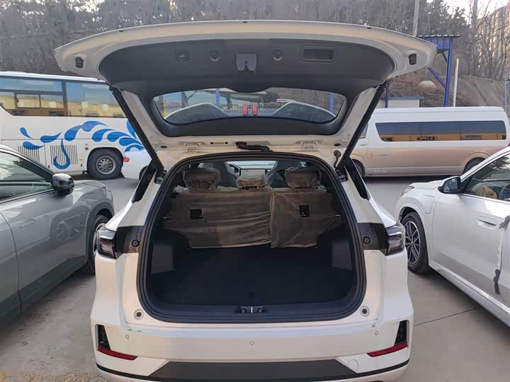 Changan CS55 Plus 2025 2025款 第三代 蓝鲸 1.5T 500Bar尊贵型