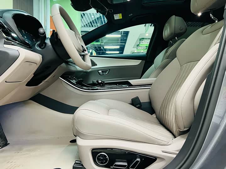 BYD Han 2025 2025款 DM-i 智驾版 125KM精英型