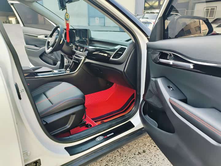 Kia KX3 2021 2021款 1.5L CVT潮流版