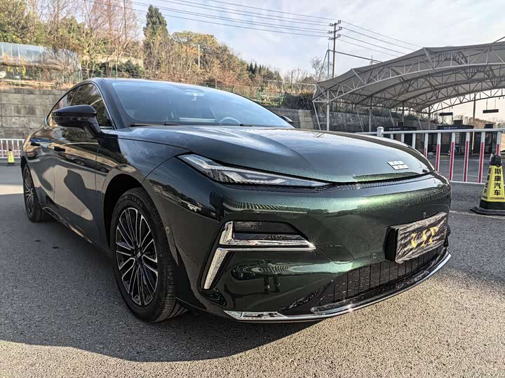 Geely Galaxy Starshine 8 EM-i 2025 2025款 130km EM-i 尊享版