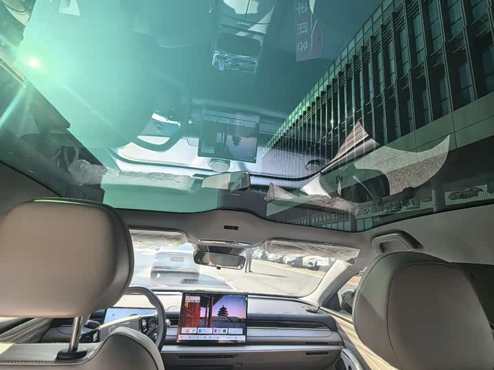 Geely Galaxy Starshine 8 EM-i 2025 2025款 130km EM-i 尊享版