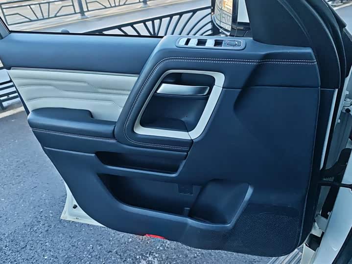 BAIC Beijing BJ60 2022 2022款 2.0T 十一版 五座