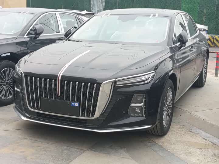 2025 Hongqi H5