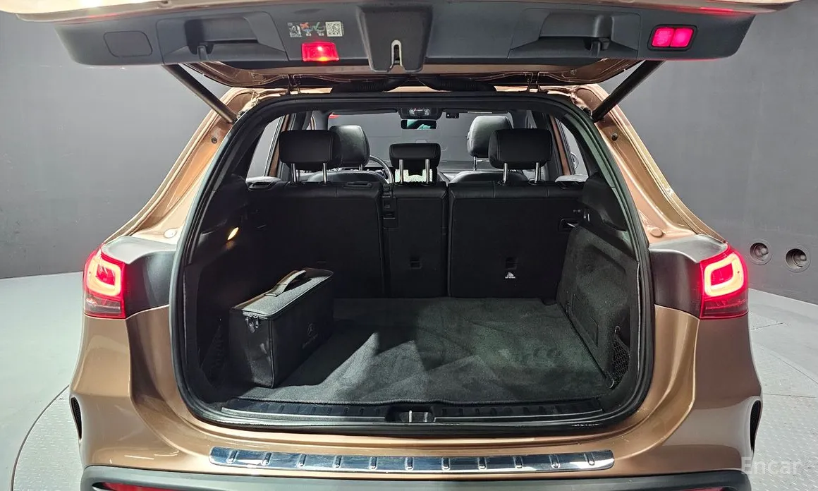 Mercedes-Benz EQA 2021 EQA250 AMG Package Plus