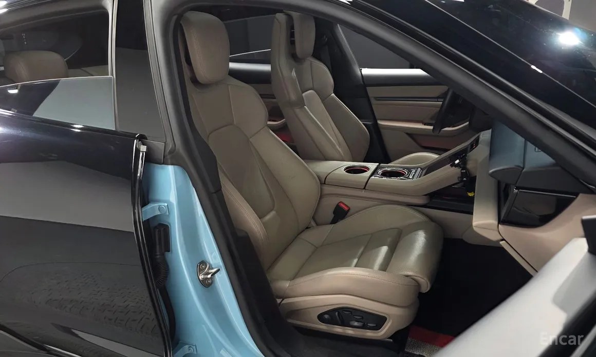 Porsche Taycan 2020 4S Cross Turismo