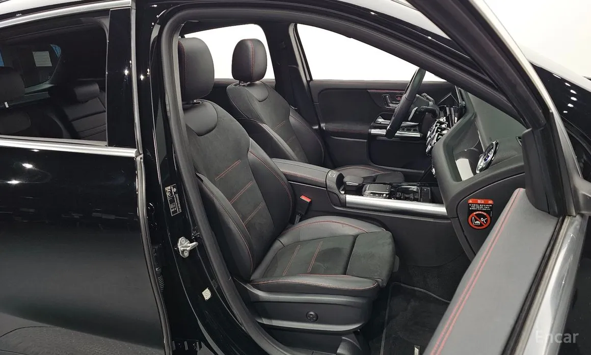 Mercedes-Benz GLA-Class 2020 GLA250 4MATIC