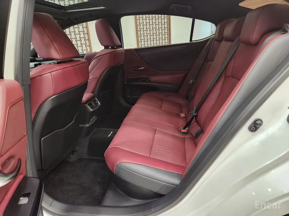 Lexus ES 2018 Luxury Plus