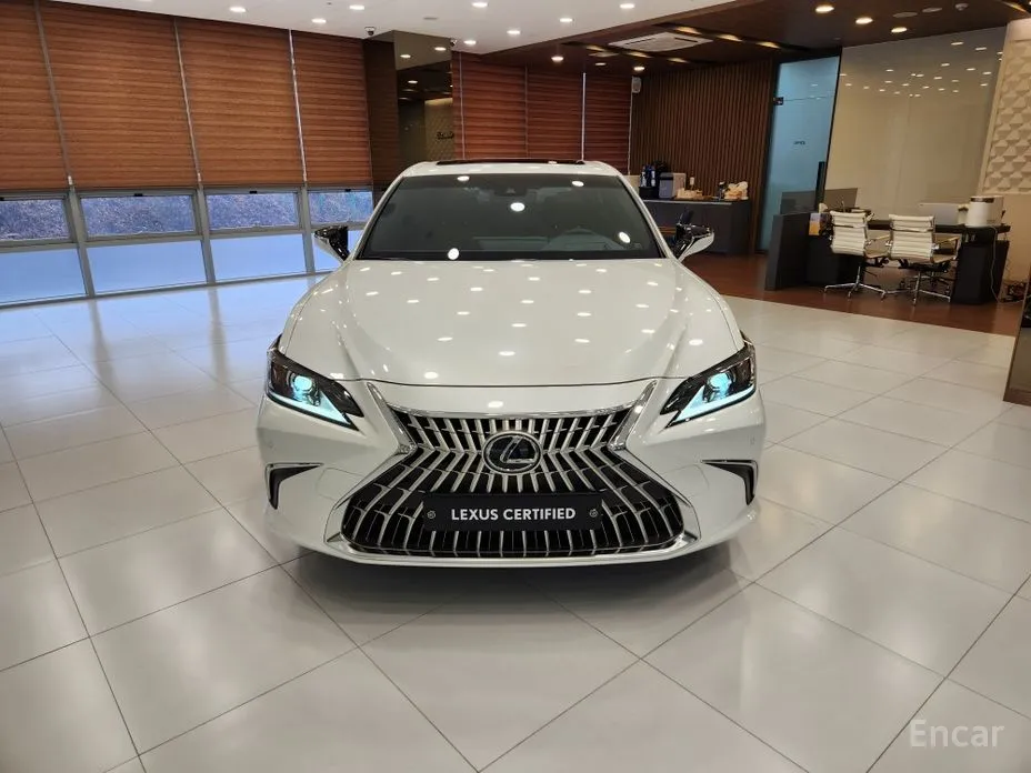 Lexus ES 2018 Luxury Plus