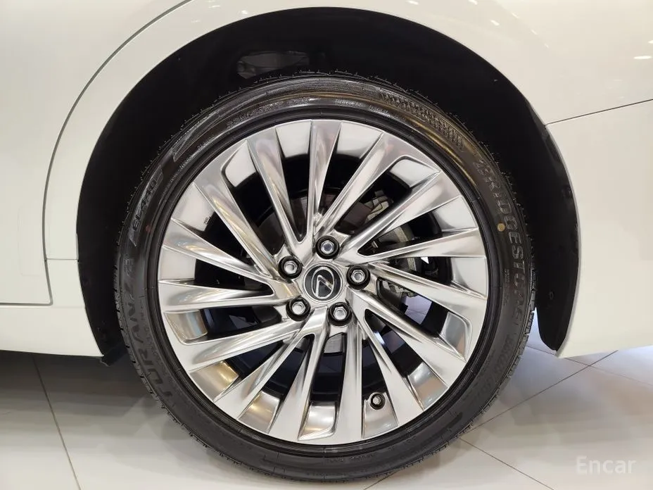 Lexus ES 2018 Luxury Plus