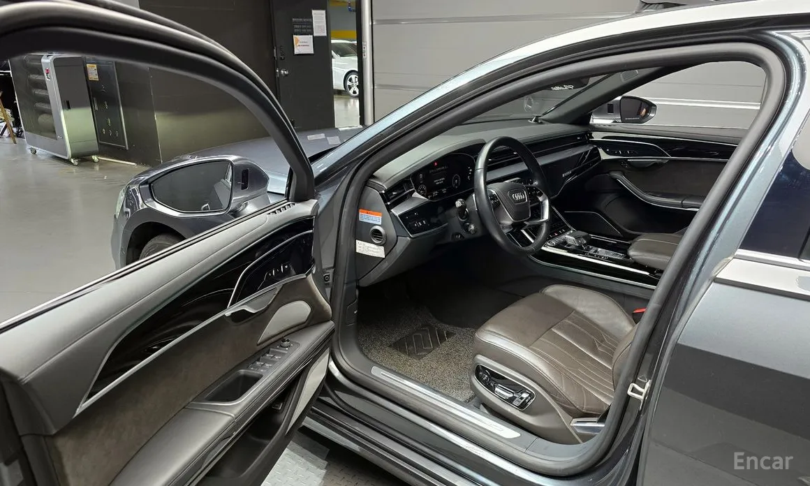 Audi A8 2018 55 TFSI Quattro LWB