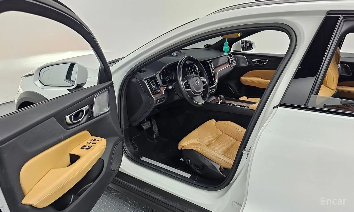 Volvo V60 2019 B5 Pro AWD