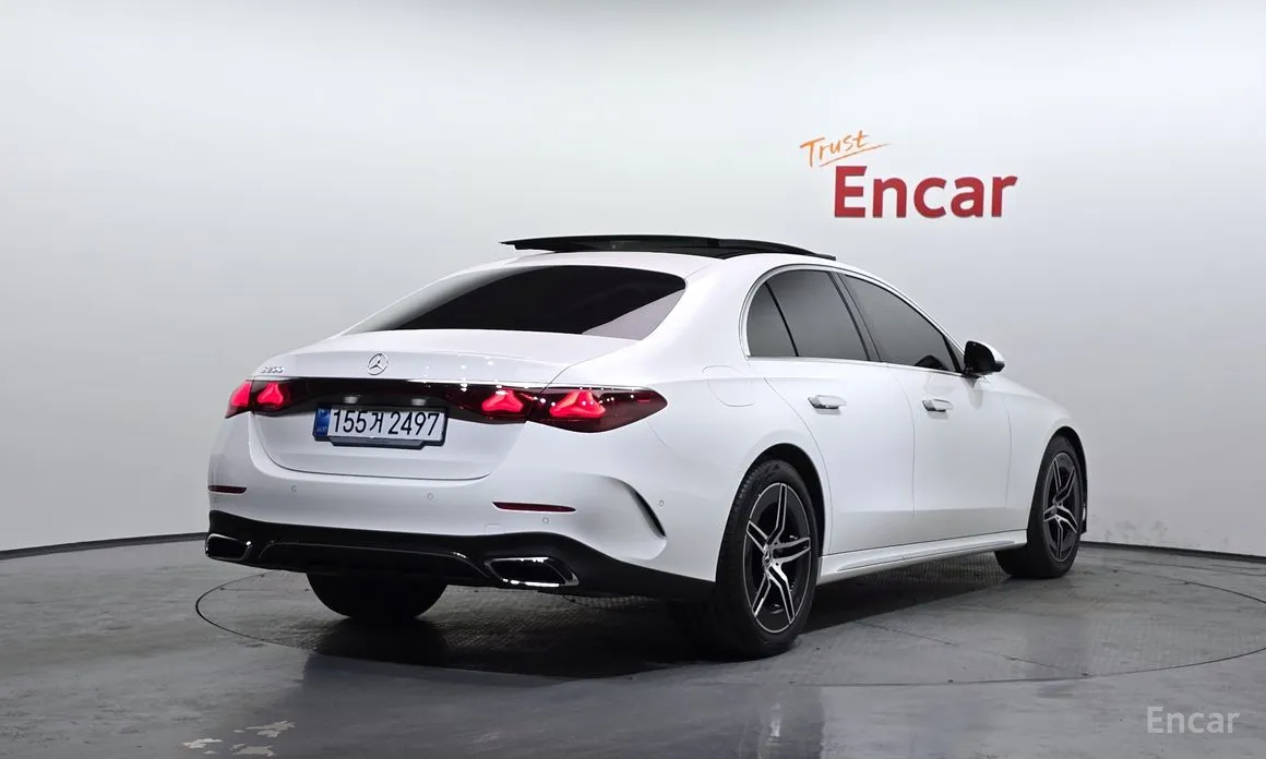 Mercedes-Benz E-Class 2024 E200 Avantgarde Limited