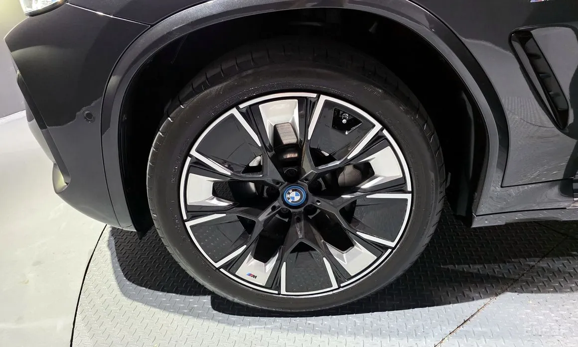 BMW iX3 2021 M Sports