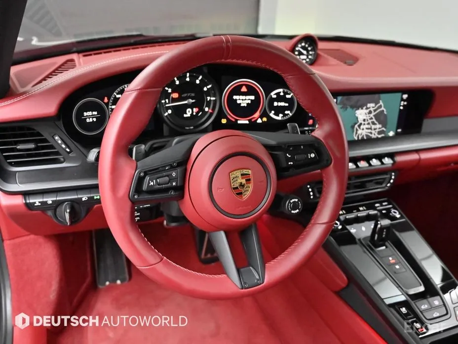 Porsche 911 2019 Carrera GTS