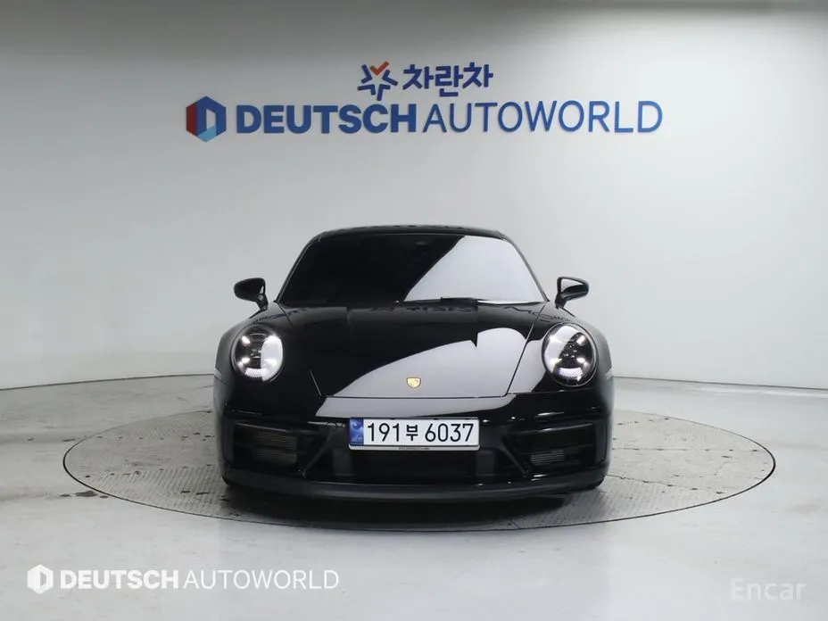 Porsche 911 2019 Carrera GTS