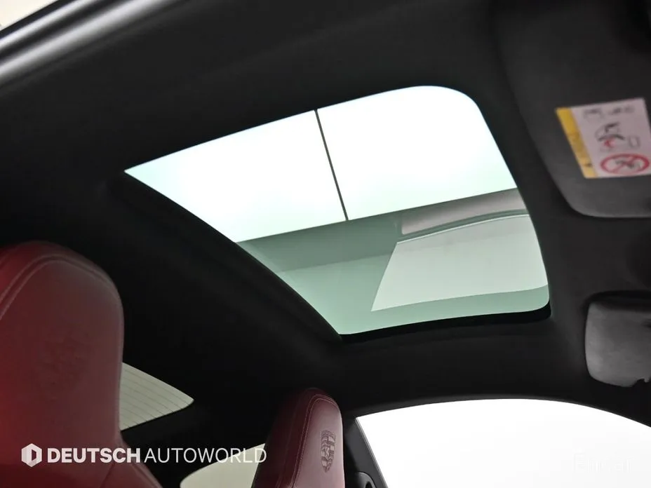 Porsche 911 2019 Carrera GTS